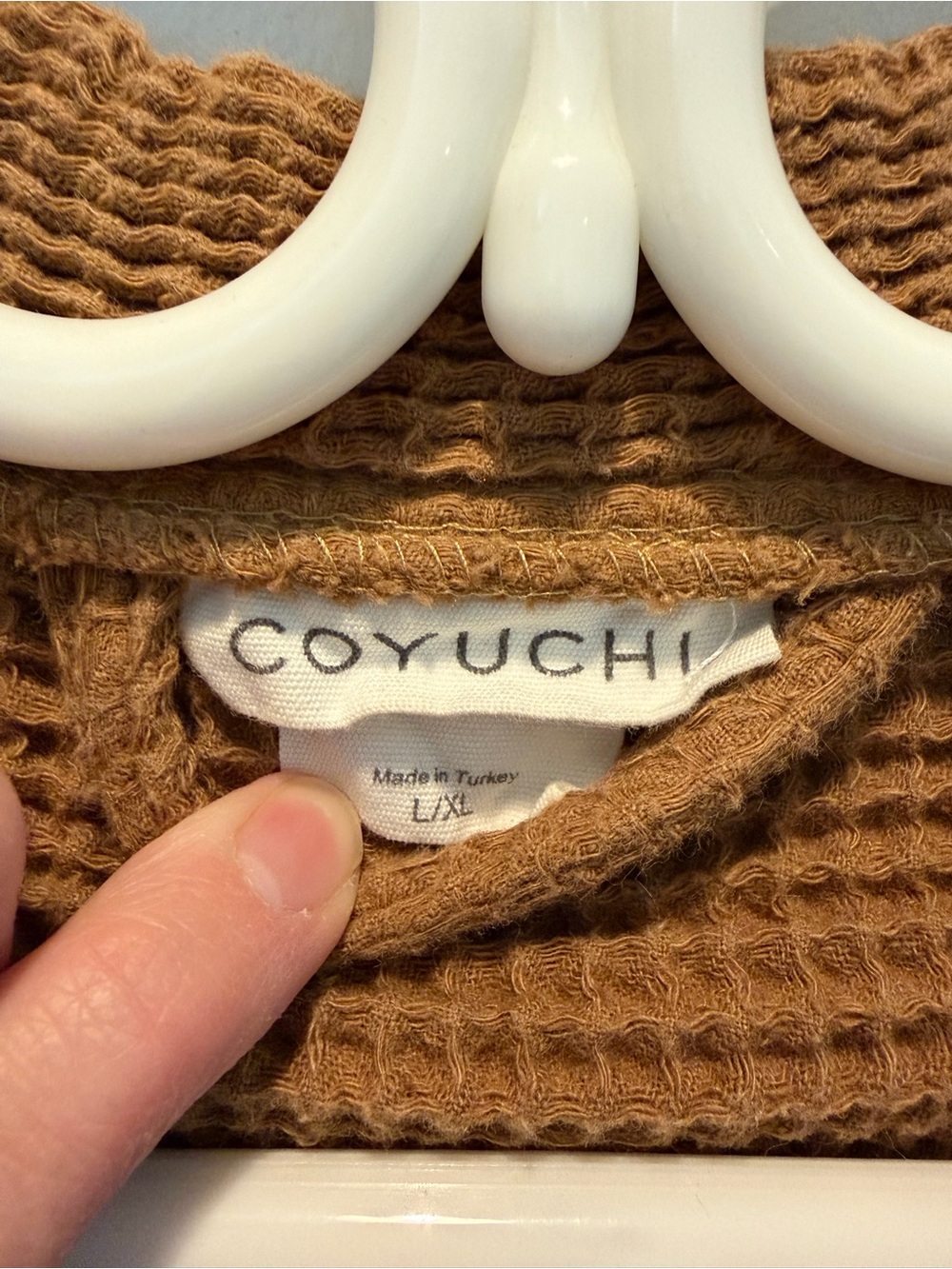 Coyuchi Unisex Organic Waffle Robe - Camel L/XL - Picture 6 of 6